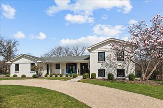 1975 Valley View Road, Northfield, IL 60093