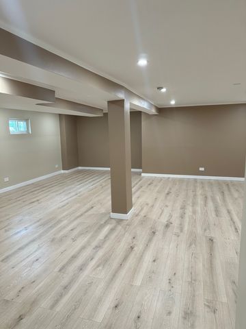 2608 W 97th Street, Evergreen Park, IL 60805