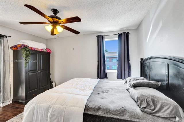 7331 S Devon Dr 215, Tamarac, FL 33321