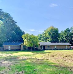 8128 Cross Road, Pine Bluff, AR 71603