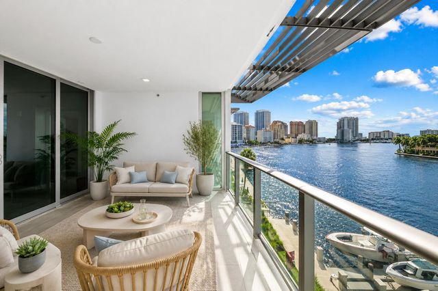 435 Bayshore Drive 302, Fort Lauderdale, FL 33304