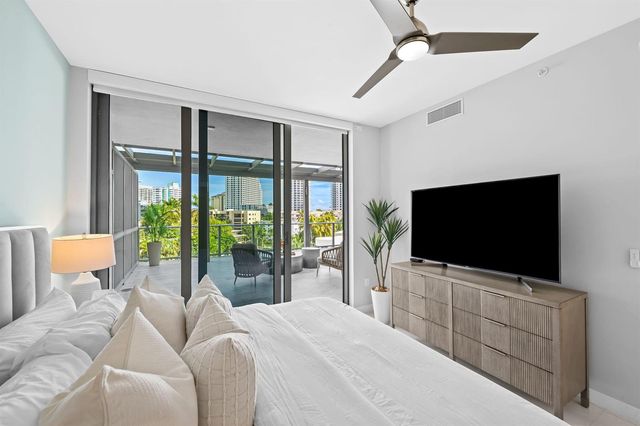 435 Bayshore Drive 302, Fort Lauderdale, FL 33304