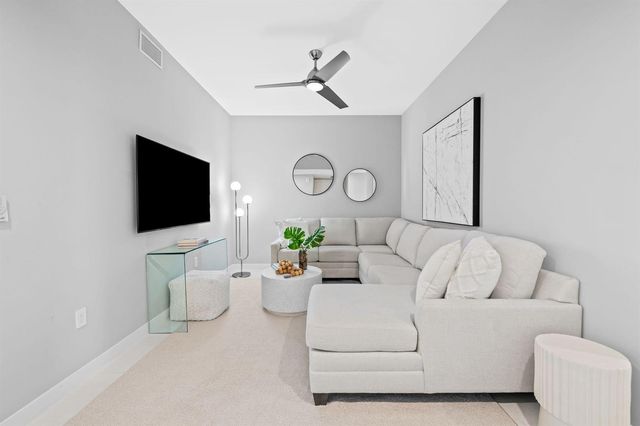 435 Bayshore Drive 302, Fort Lauderdale, FL 33304