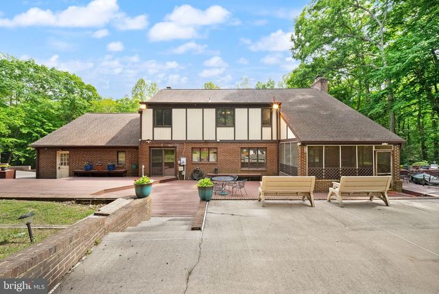 4896 OCCOQUAN CLUB DR, Woodbridge, VA 22192
