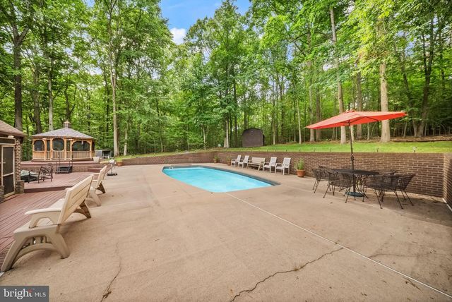 4896 OCCOQUAN CLUB DR, Woodbridge, VA 22192