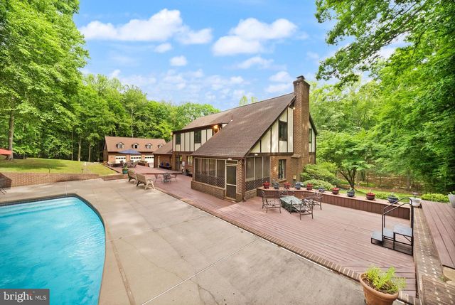 4896 OCCOQUAN CLUB DR, Woodbridge, VA 22192