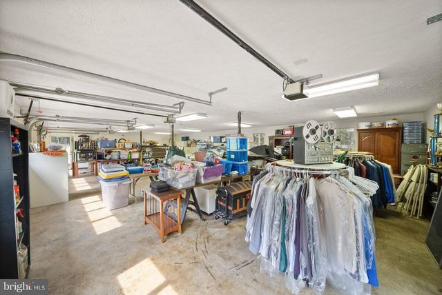 4896 OCCOQUAN CLUB DR, Woodbridge, VA 22192