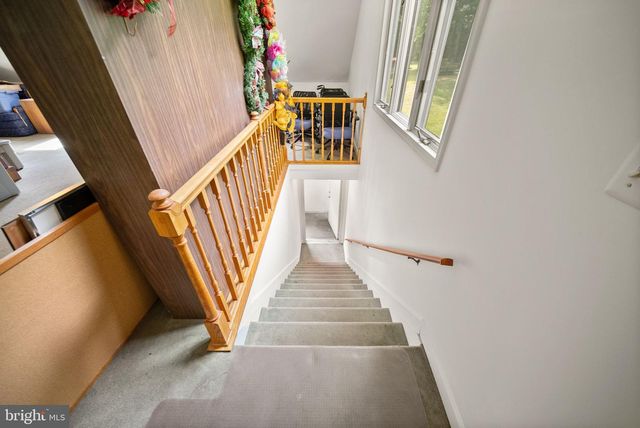 4896 OCCOQUAN CLUB DR, Woodbridge, VA 22192