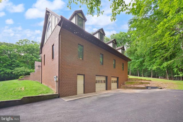 4896 OCCOQUAN CLUB DR, Woodbridge, VA 22192