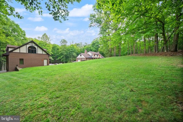4896 OCCOQUAN CLUB DR, Woodbridge, VA 22192