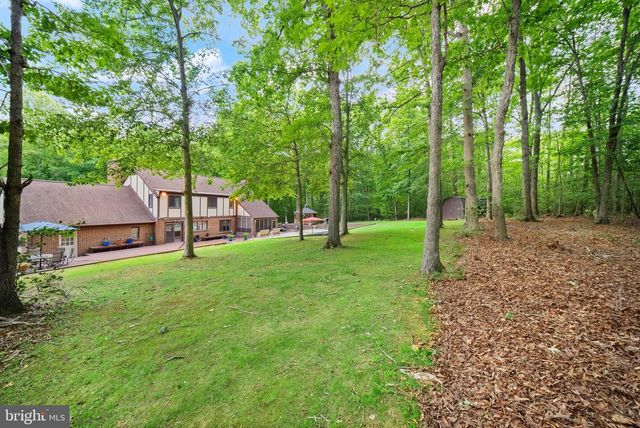 4896 OCCOQUAN CLUB DR, Woodbridge, VA 22192