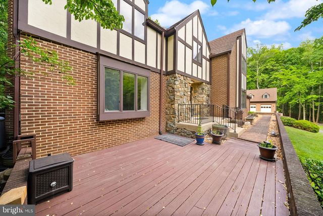 4896 OCCOQUAN CLUB DR, Woodbridge, VA 22192