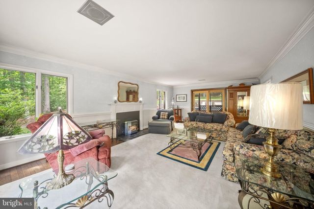 4896 OCCOQUAN CLUB DR, Woodbridge, VA 22192
