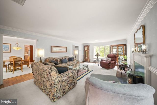 4896 OCCOQUAN CLUB DR, Woodbridge, VA 22192