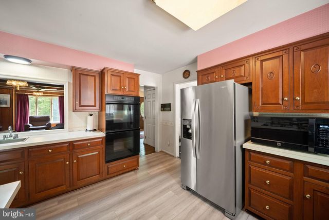 4896 OCCOQUAN CLUB DR, Woodbridge, VA 22192
