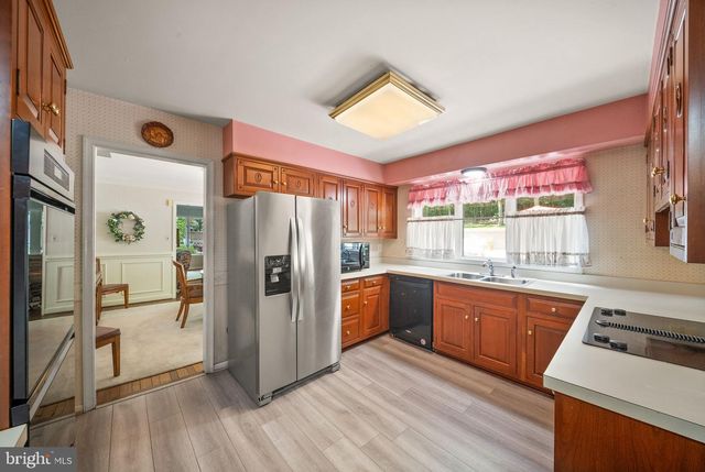 4896 OCCOQUAN CLUB DR, Woodbridge, VA 22192