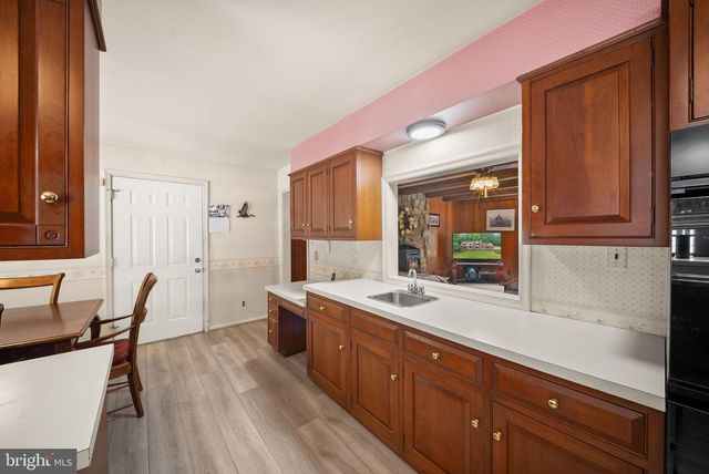 4896 OCCOQUAN CLUB DR, Woodbridge, VA 22192