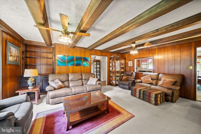 4896 OCCOQUAN CLUB DR, Woodbridge, VA 22192