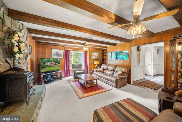 4896 OCCOQUAN CLUB DR, Woodbridge, VA 22192
