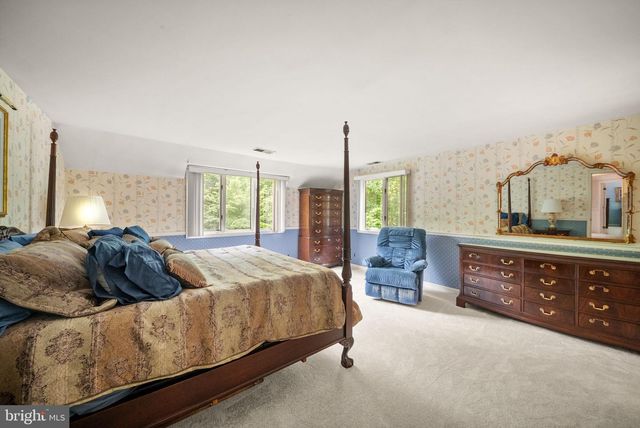4896 OCCOQUAN CLUB DR, Woodbridge, VA 22192