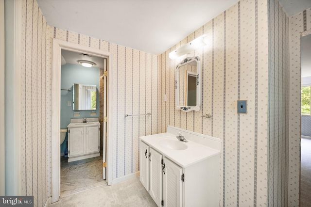 4896 OCCOQUAN CLUB DR, Woodbridge, VA 22192