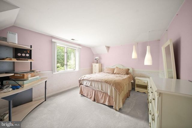 4896 OCCOQUAN CLUB DR, Woodbridge, VA 22192