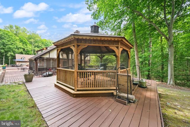 4896 OCCOQUAN CLUB DR, Woodbridge, VA 22192