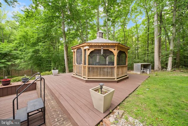 4896 OCCOQUAN CLUB DR, Woodbridge, VA 22192