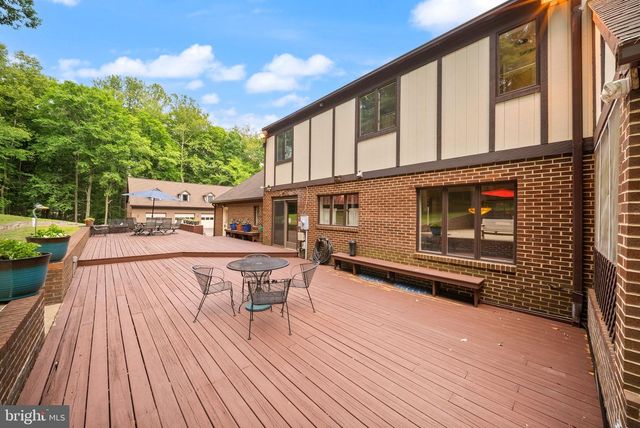 4896 OCCOQUAN CLUB DR, Woodbridge, VA 22192