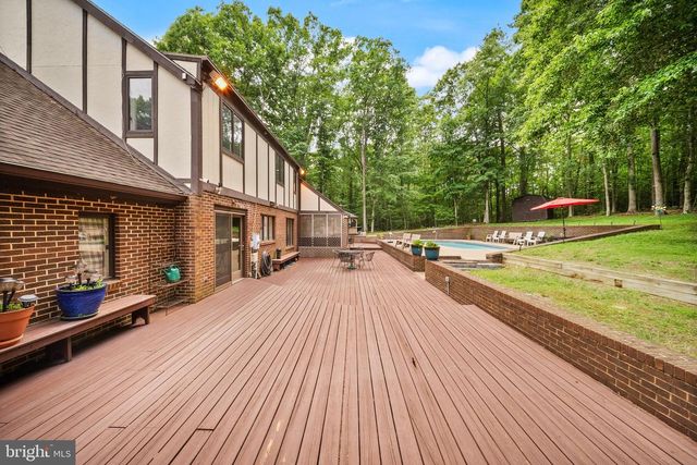 4896 OCCOQUAN CLUB DR, Woodbridge, VA 22192