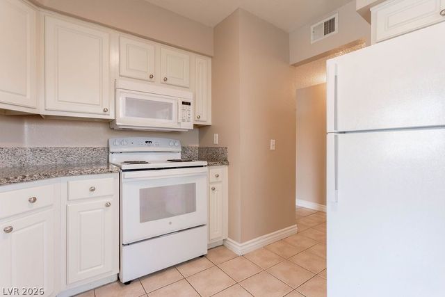 3151 Soaring Gulls Drive 2177, Las Vegas, NV 89128