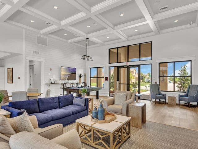 886 S Verona Trace Drive, Vero Beach, FL 32966