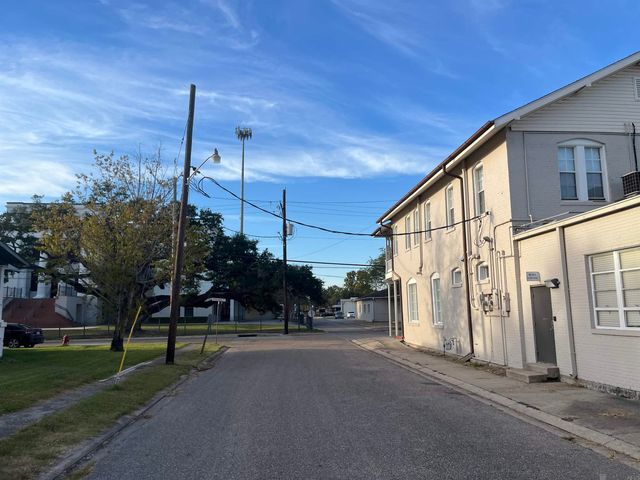 58060 Court St, Plaquemine, LA 70764