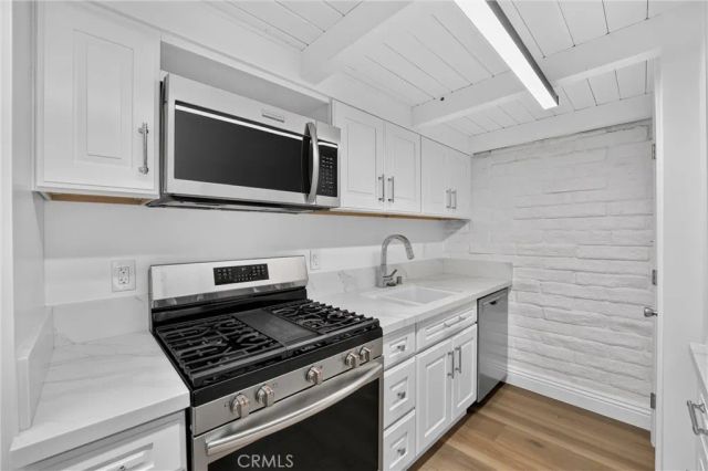 5068 Lakeview, Yorba Linda, CA 92886