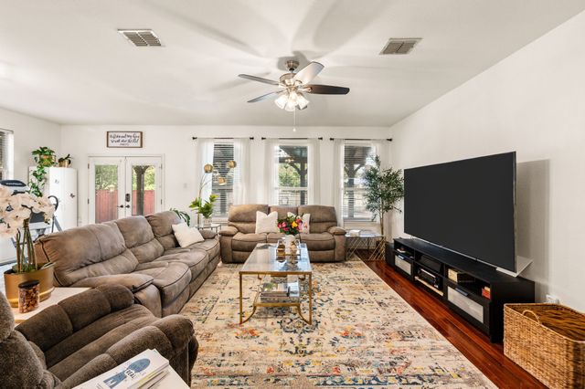 1100 Indian Trail Court, Roanoke, TX 76262