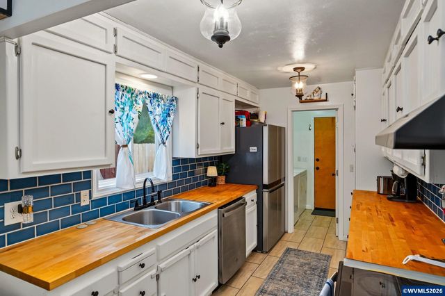 780 Clay St E, Monmouth, OR 97361