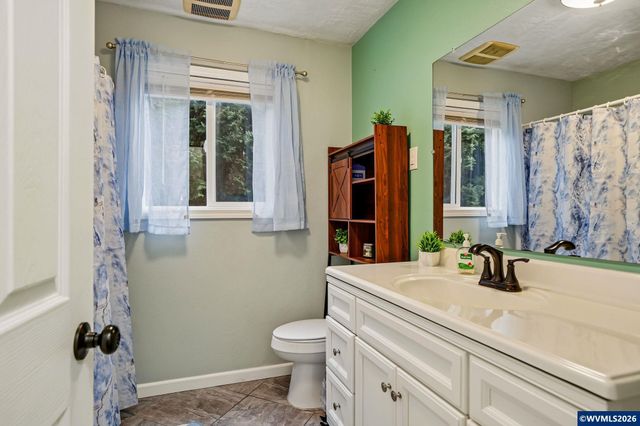 780 Clay St E, Monmouth, OR 97361