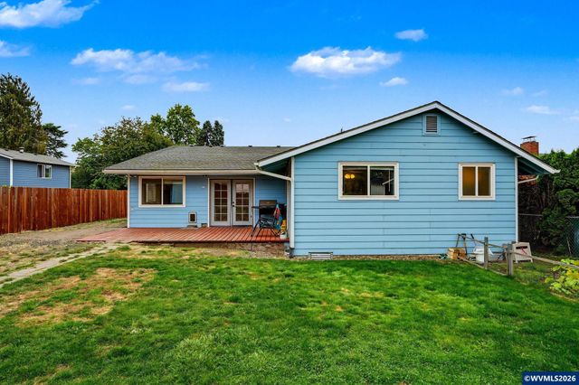 780 Clay St E, Monmouth, OR 97361