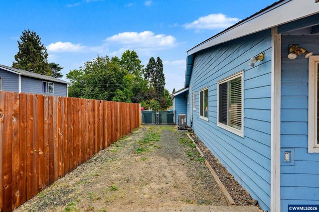 780 Clay St E, Monmouth, OR 97361