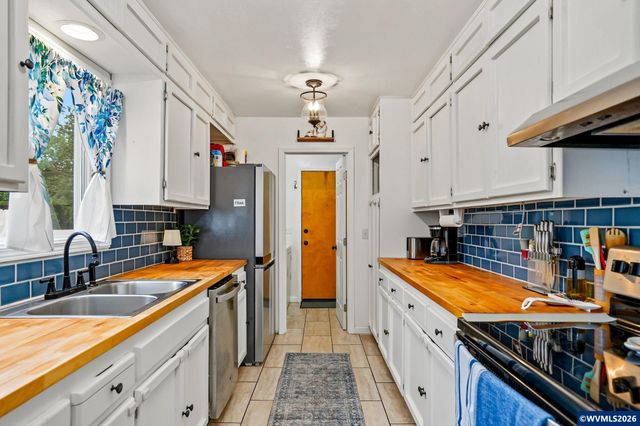 780 Clay St E, Monmouth, OR 97361