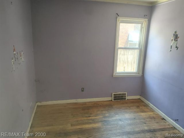 11509 Balfour Road, Detroit, MI 48224