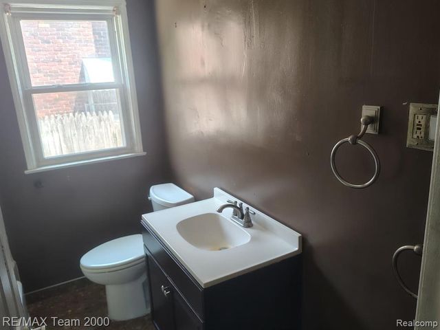 11509 Balfour Road, Detroit, MI 48224
