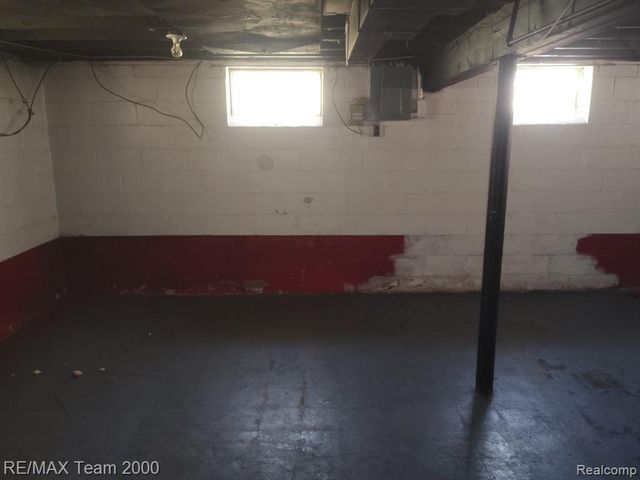 11509 Balfour Road, Detroit, MI 48224