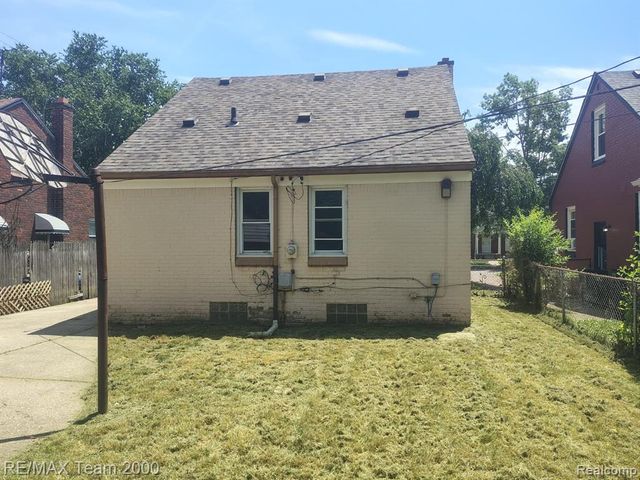 11509 Balfour Road, Detroit, MI 48224