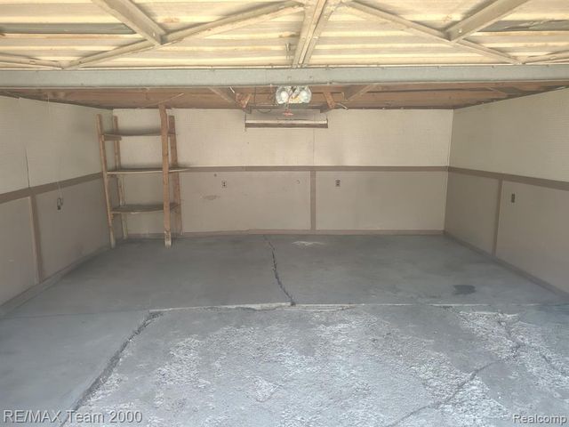 11509 Balfour Road, Detroit, MI 48224