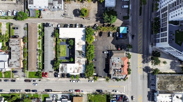2170 NW Flagler Ter, Miami, FL 33125