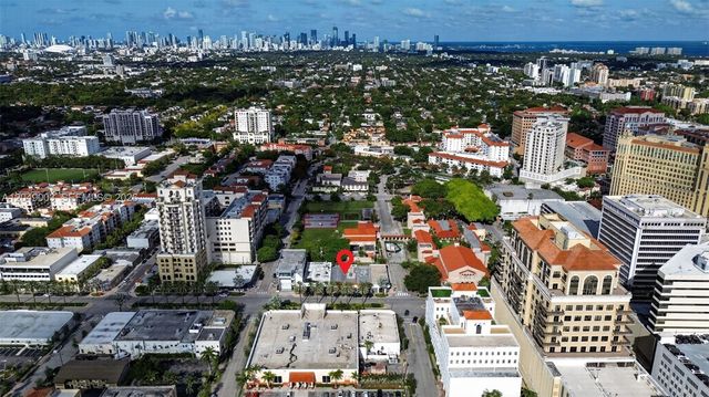 2170 NW Flagler Ter, Miami, FL 33125