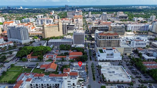 2170 NW Flagler Ter, Miami, FL 33125
