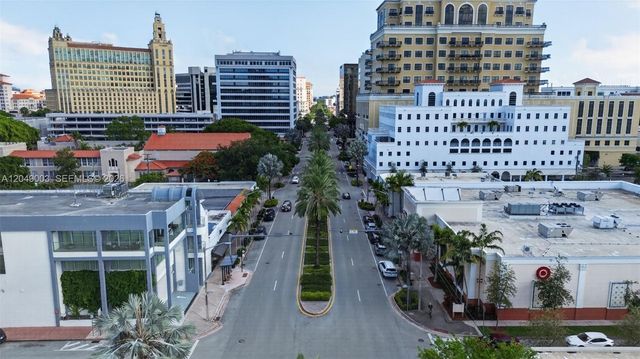 2170 NW Flagler Ter, Miami, FL 33125
