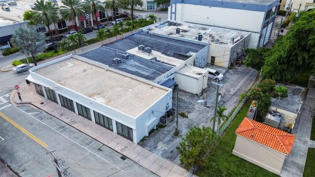 2170 NW Flagler Ter, Miami, FL 33125